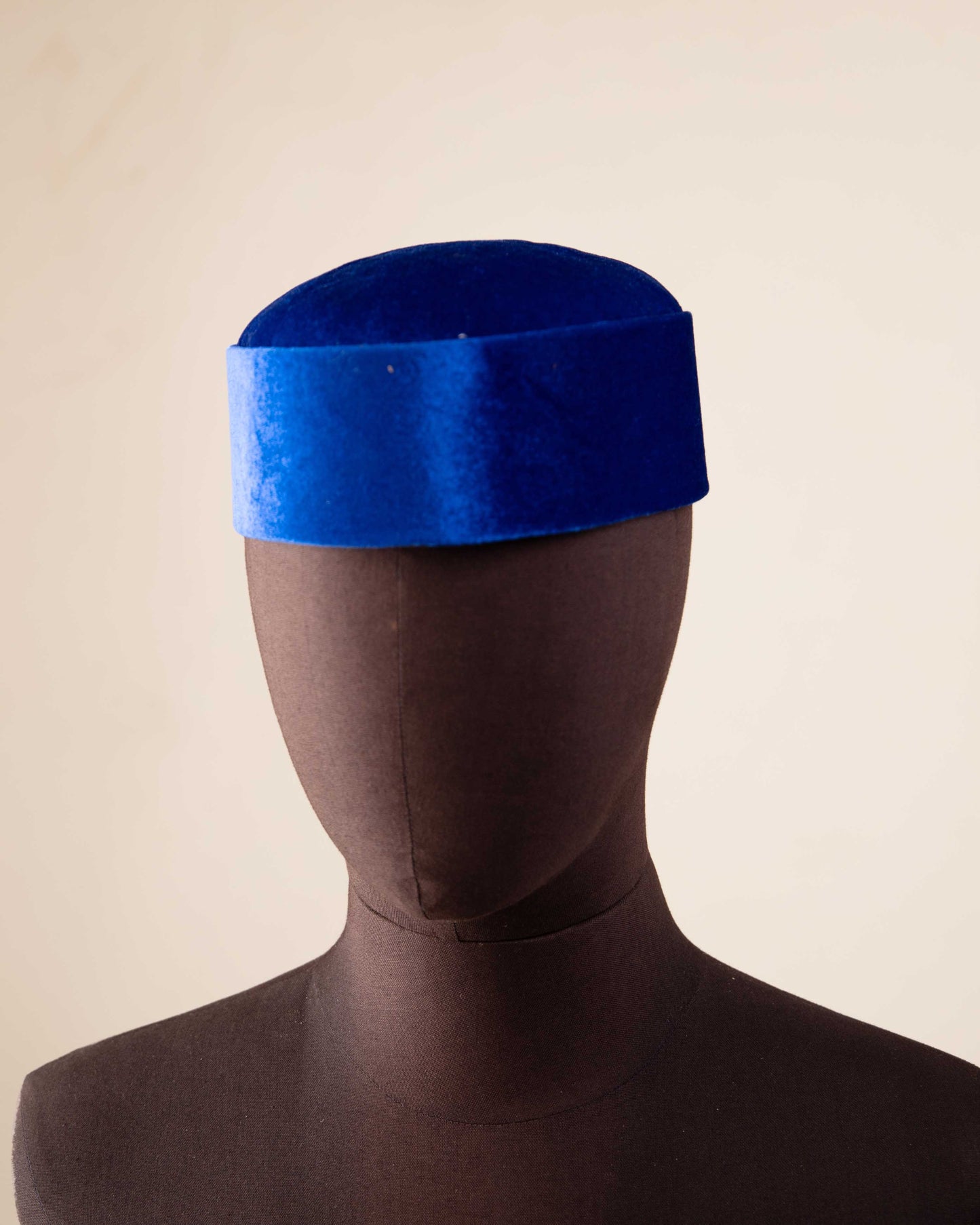 Royal Circle Cap